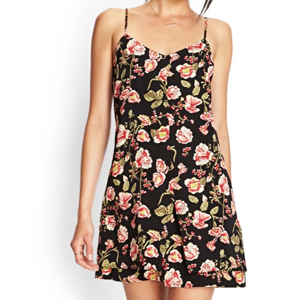 FLORAL CUTOUT DRESS